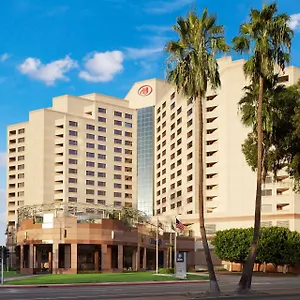 Отель Hilton Long ***